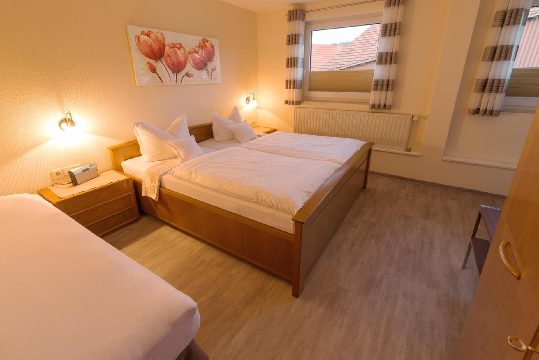 Gasthof-Ferienwohnung Zur Zweere Willingen  Dış mekan fotoğraf