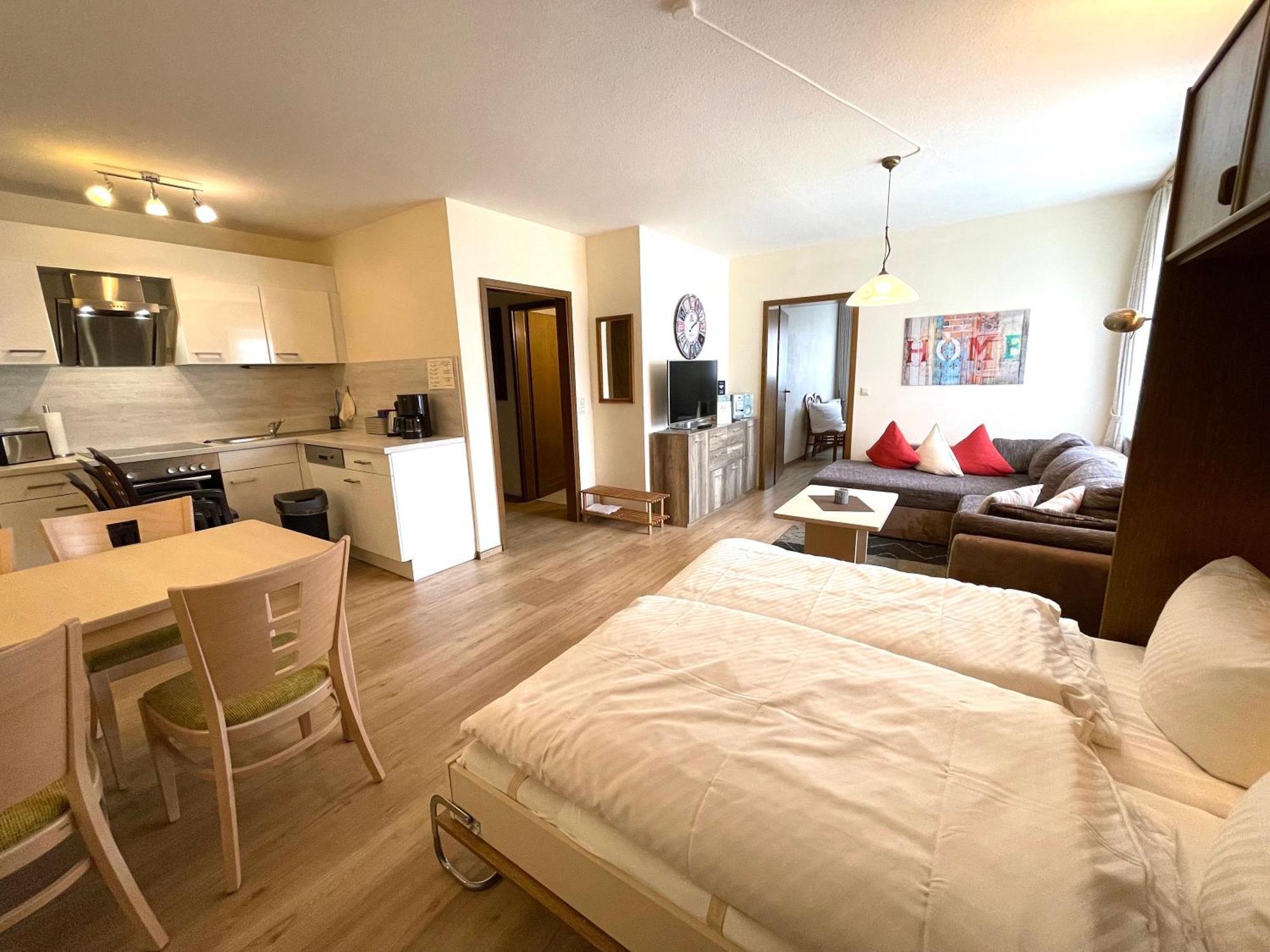 Gasthof-Ferienwohnung Zur Zweere Willingen  Dış mekan fotoğraf